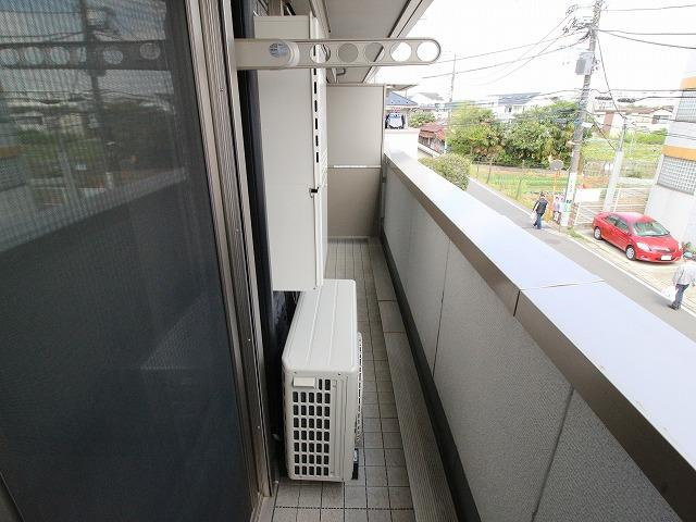 川崎市多摩区菅４丁目の賃貸マンションのバルコニー