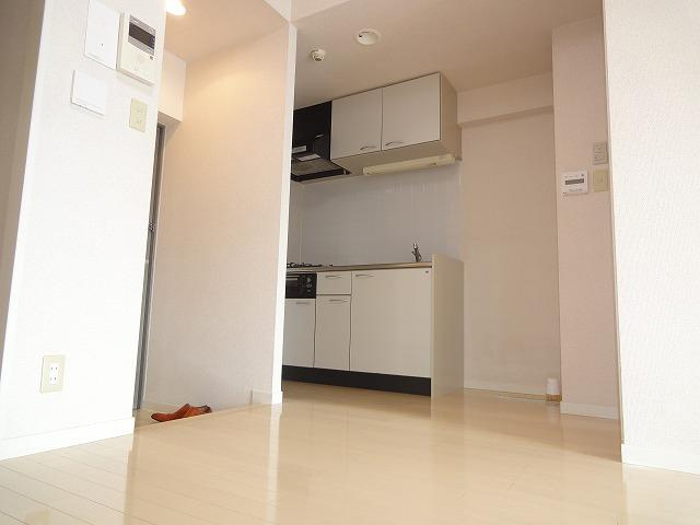 サツキレジデンスの居間・リビング