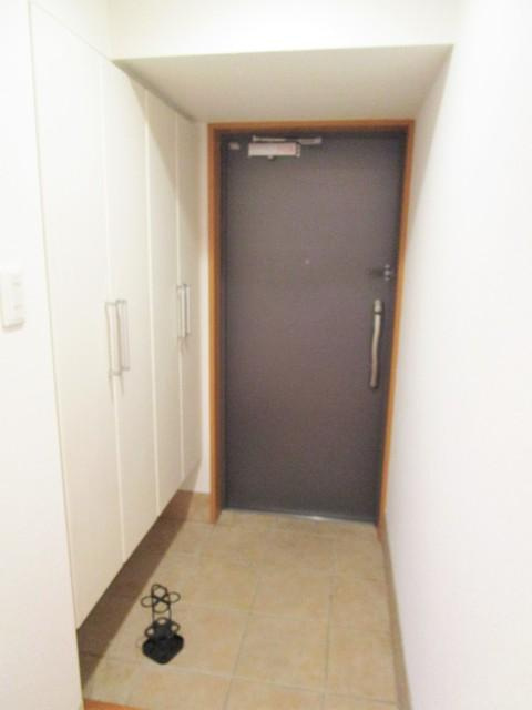 アーバンフラッツ町田の玄関