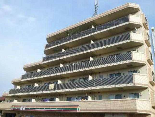 リア・コンフォートの外観