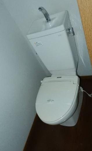 川崎市多摩区宿河原３丁目のアパートのトイレ