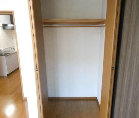 川崎市多摩区宿河原３丁目のアパートの収納