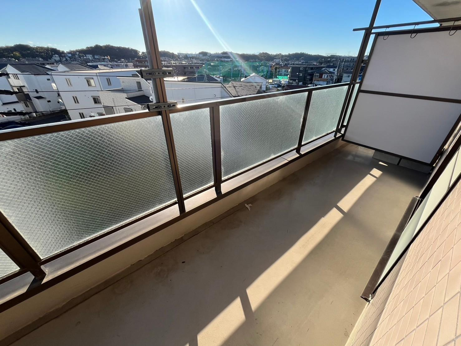 川崎市多摩区登戸の賃貸マンションのバルコニー