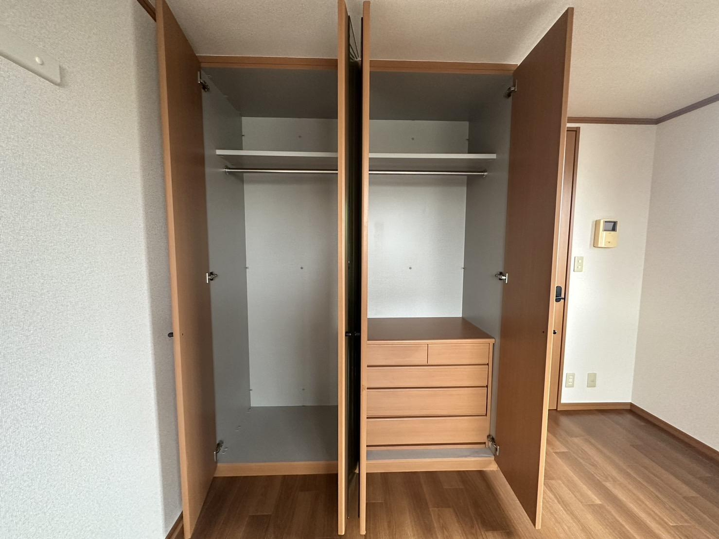 川崎市多摩区宿河原２丁目の賃貸マンションの収納