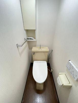 川崎市多摩区三田２丁目の賃貸マンションのトイレ