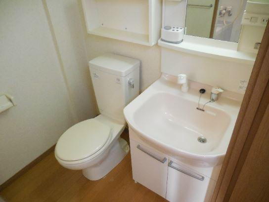 川崎市多摩区登戸の賃貸マンションのトイレ