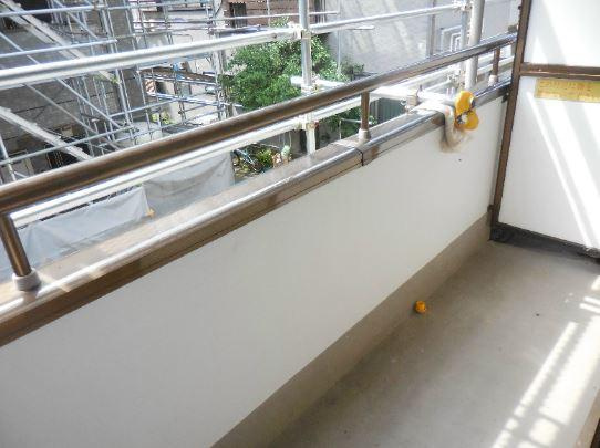 川崎市多摩区登戸の賃貸マンションのバルコニー