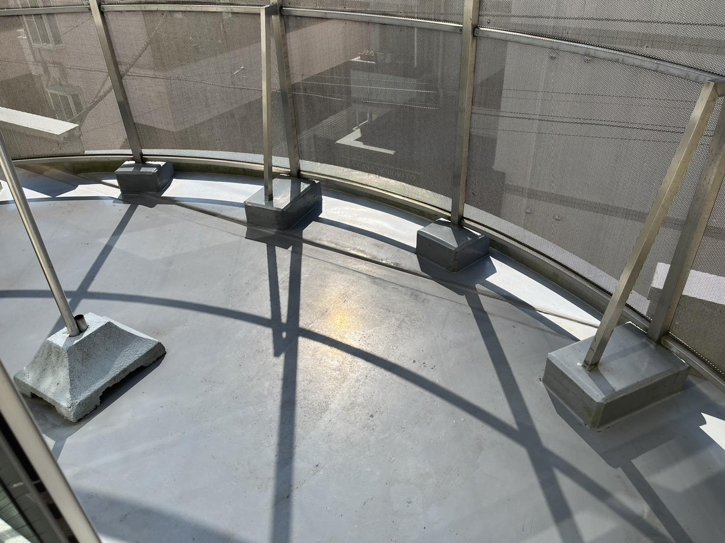 川崎市多摩区登戸新町の賃貸マンションのバルコニー