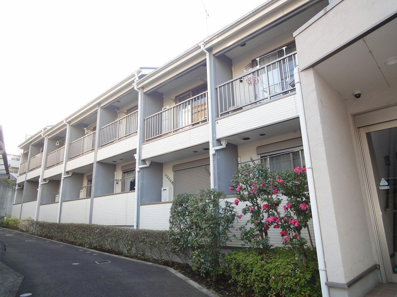 川崎市多摩区枡形６丁目のアパートの外観