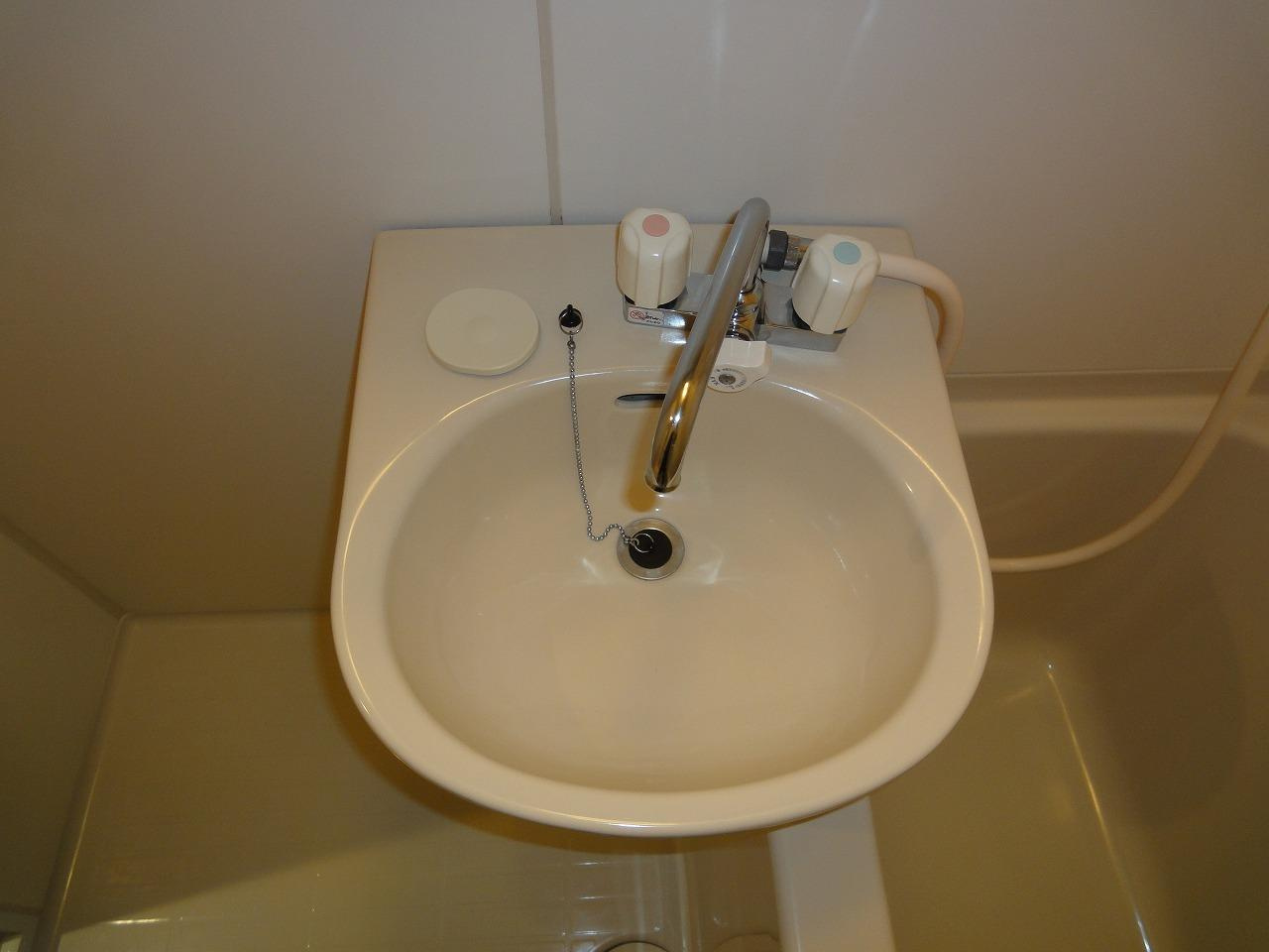 川崎市多摩区枡形６丁目のアパートの洗面所