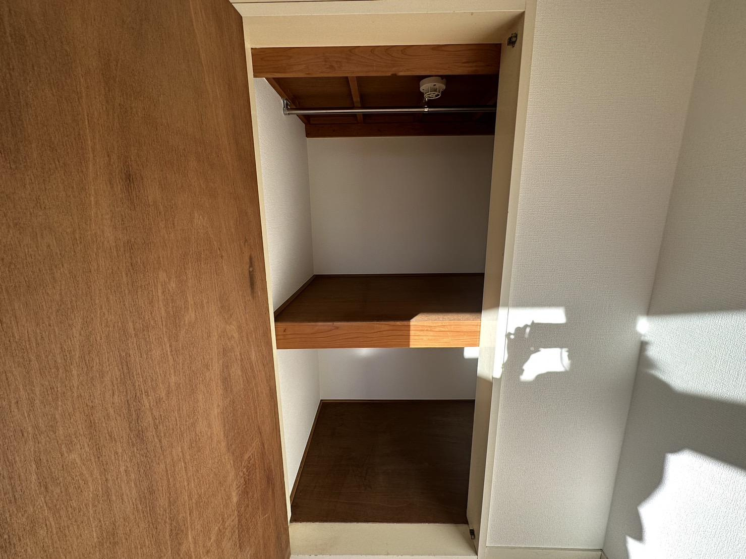 川崎市多摩区登戸のアパートの収納