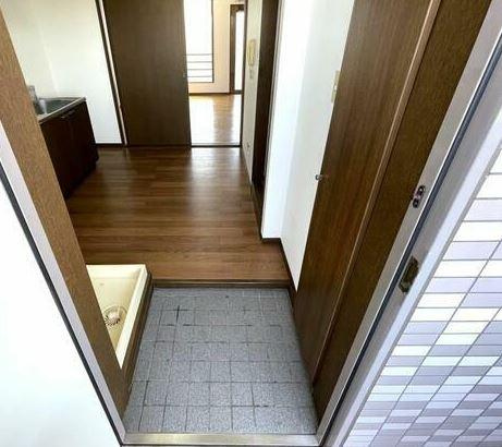 川崎市多摩区枡形２丁目の賃貸マンションの玄関