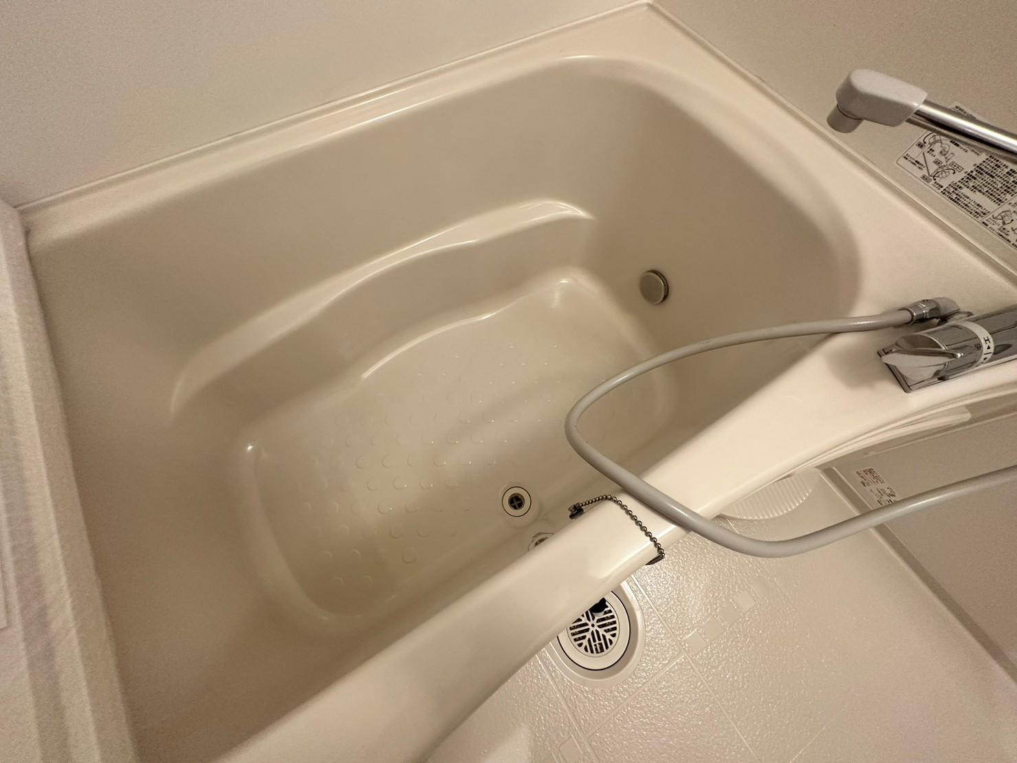 狛江市東和泉１丁目のアパートの浴室