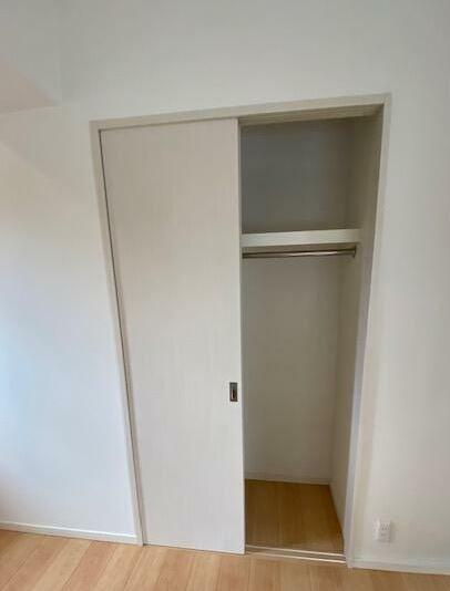 川崎市多摩区生田３丁目の賃貸マンションの収納