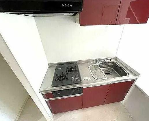 川崎市多摩区菅北浦２丁目のアパートのキッチン