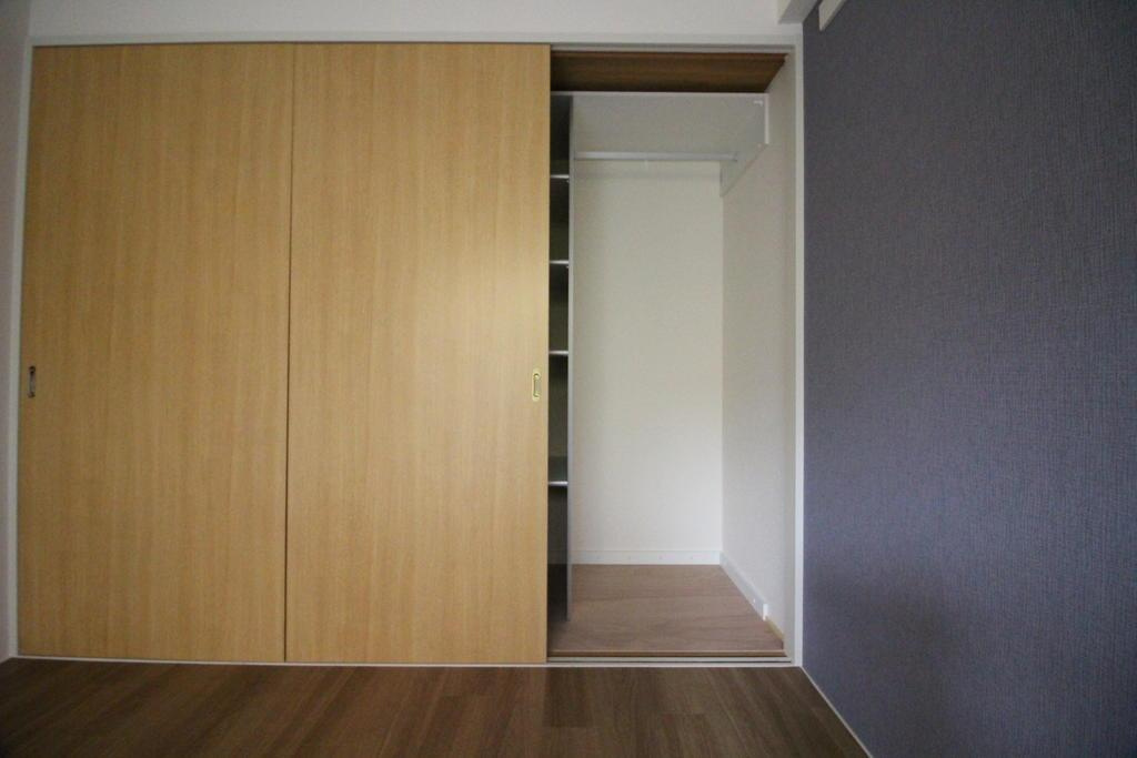 川崎市多摩区宿河原４丁目の賃貸マンションの収納