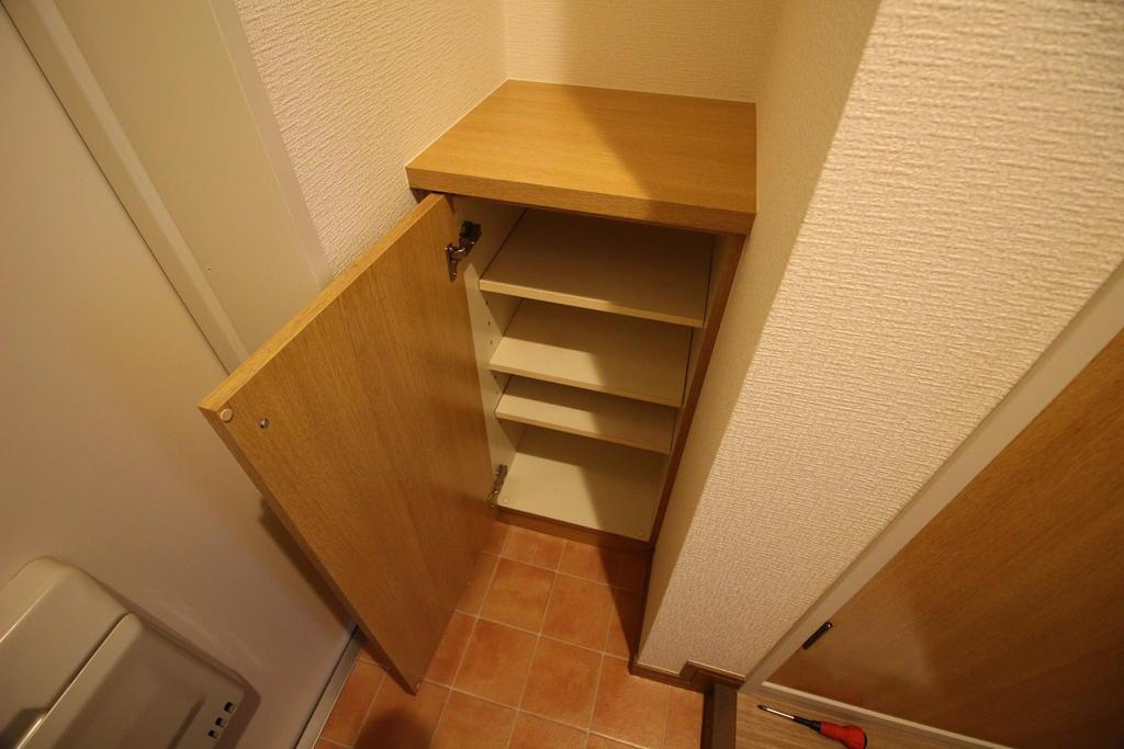 川崎市多摩区宿河原４丁目の賃貸マンションの玄関