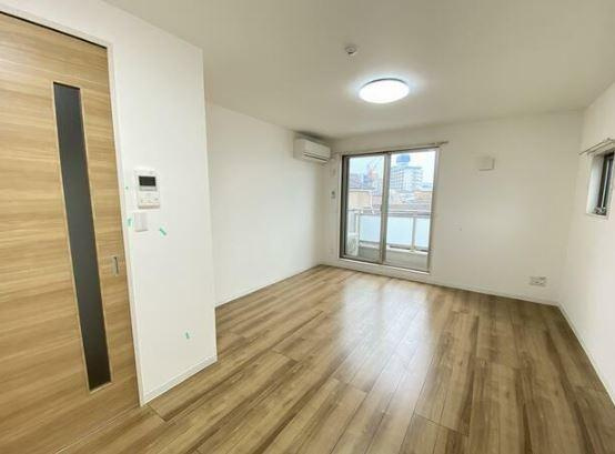 狛江市岩戸北４丁目の賃貸マンションの外観