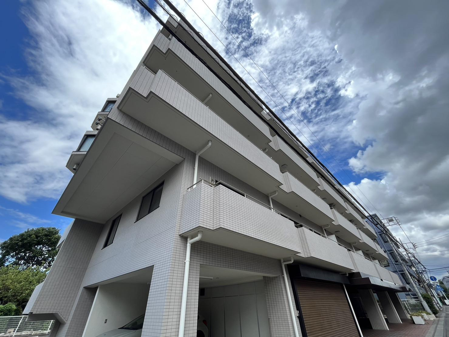 アミニティミシマ第五ビルの外観