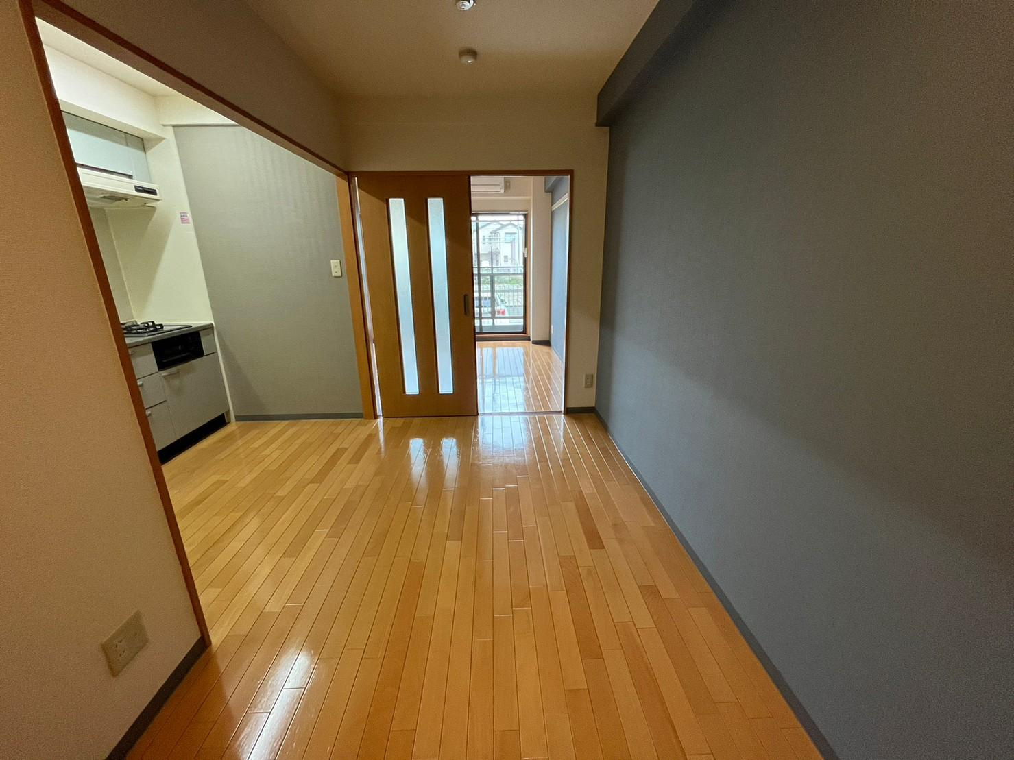 川崎市多摩区登戸の賃貸マンションの居間・リビング