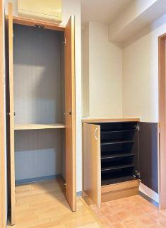 川崎市多摩区登戸の賃貸マンションの玄関