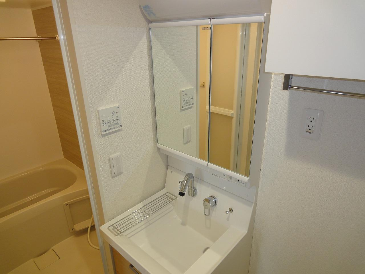 川崎市多摩区登戸の賃貸マンションの洗面所