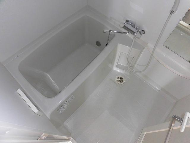 川崎市多摩区菅北浦２丁目の賃貸マンションの浴室