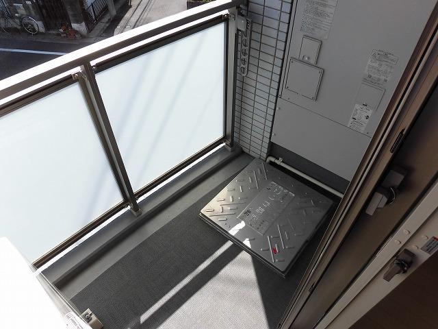 川崎市多摩区菅北浦２丁目の賃貸マンションのバルコニー