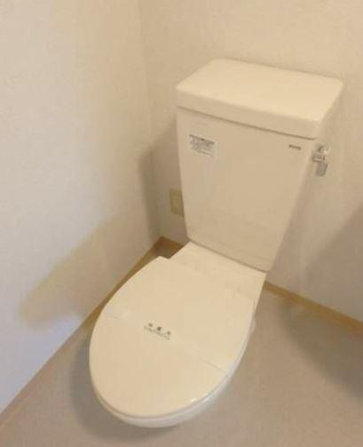 川崎市多摩区東生田１丁目の賃貸マンションのトイレ