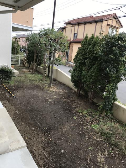 ガーデンヒルズ湘南台A棟の庭