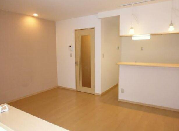 グランドゥール向ヶ丘の居間・リビング