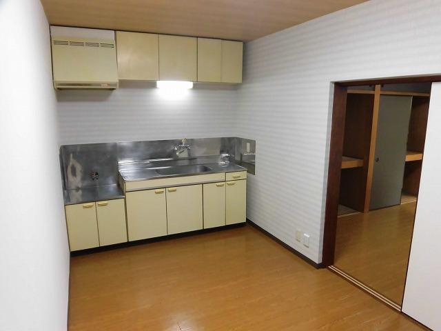 ビラ多摩川の居間・リビング