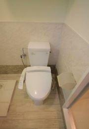 稲城市矢野口の賃貸マンションのトイレ