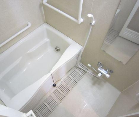 ピアガーデン参番館の浴室