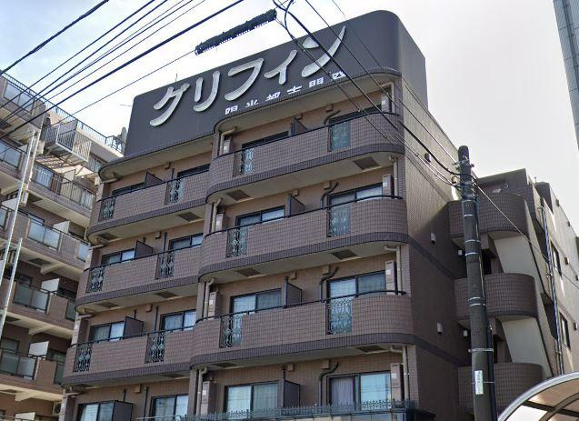 グリフィン・向ヶ丘遊園の外観