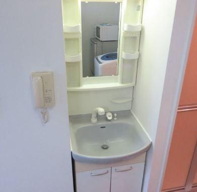 川崎市多摩区東三田３丁目の賃貸マンションの洗面所