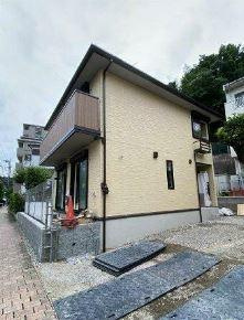 川崎市多摩区東生田２丁目の一戸建ての外観