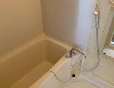 川崎市多摩区枡形２丁目のアパートの浴室