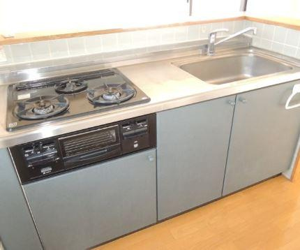 川崎市多摩区菅北浦２丁目の賃貸マンションのキッチン