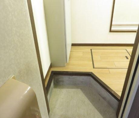 川崎市多摩区登戸のアパートの玄関