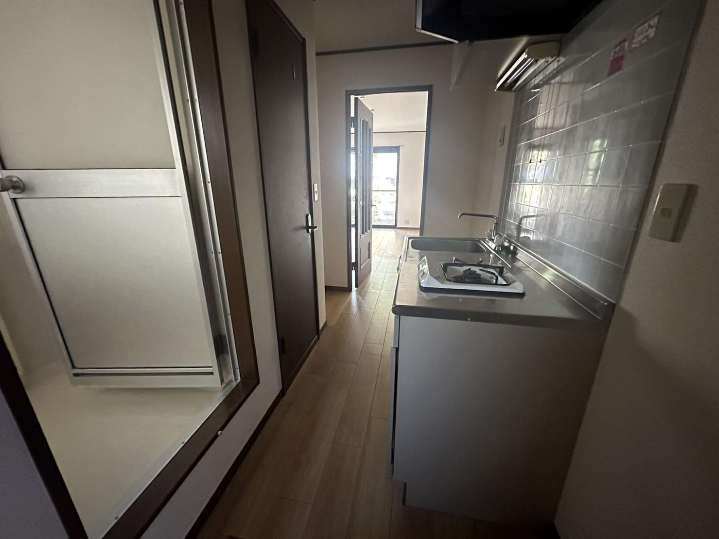 川崎市多摩区登戸のアパートの居間・リビング