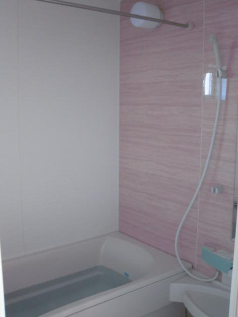 松原６丁目戸建賃貸の浴室