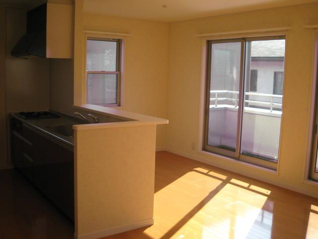 松原６丁目戸建賃貸のバルコニー