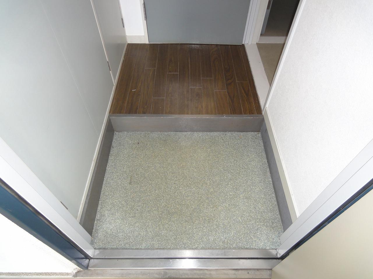 川崎市多摩区登戸の賃貸マンションの玄関