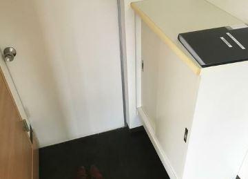 生田スカイハイツの玄関