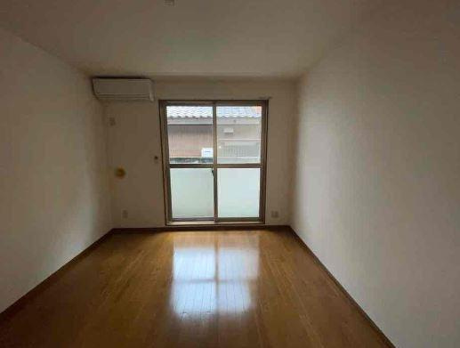 クレスト狛江の居間・リビング