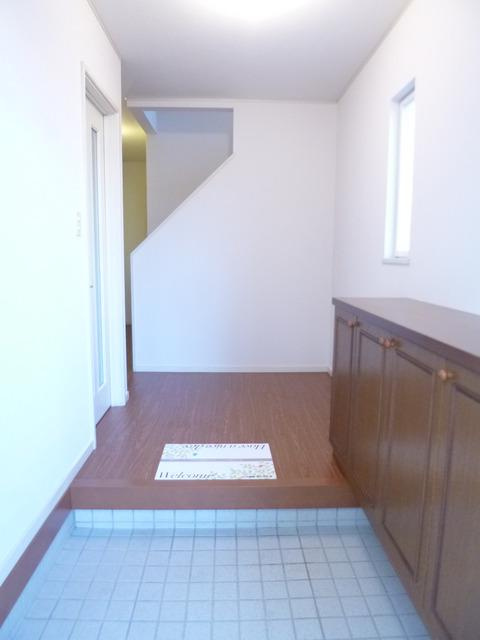 梶邸賃貸住宅の玄関