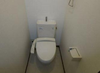川崎市多摩区登戸新町のアパートのトイレ
