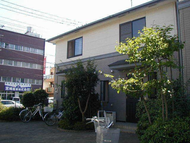 ディアコート陣屋　Ａ棟のエントランス