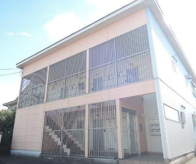 川崎市多摩区菅稲田堤３丁目のアパートの外観